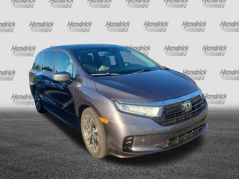 Used 2022 Honda Odyssey Touring image 2