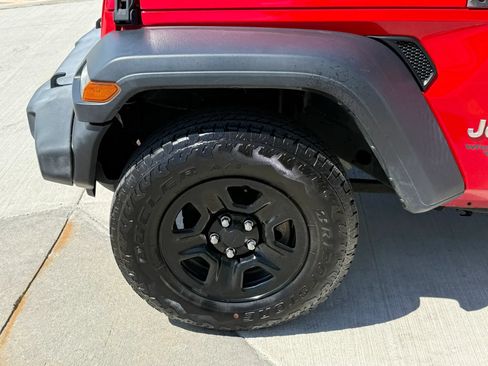 Used 2019 Jeep Wrangler Unlimited Sport AWD/4WD image 43
