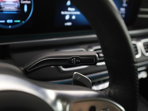 Used 2023 Mercedes-Benz GLS 580 4MATIC image 29