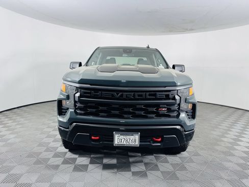 Used 2025 Chevrolet Silverado 1500 Custom Trail Boss w/ LPO, Dark Essentials Package AWD/4WD image 3