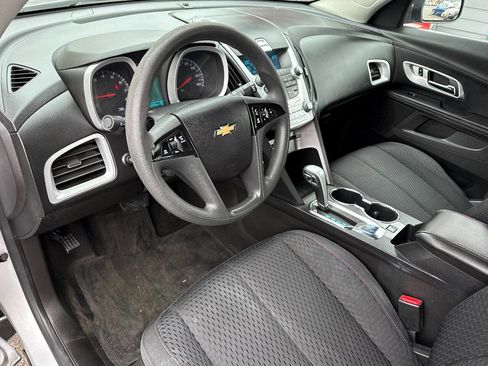 Used 2015 Chevrolet Equinox LS image 14