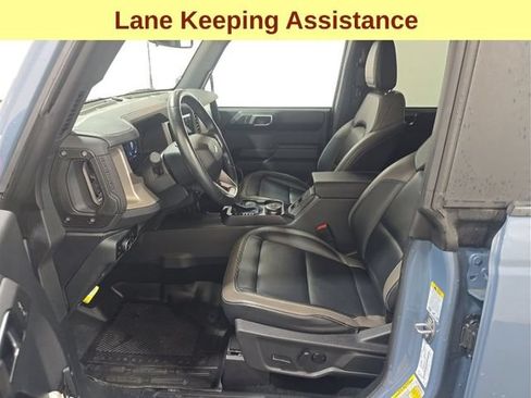 Used 2025 Ford Bronco Outer Banks AWD/4WD image 10