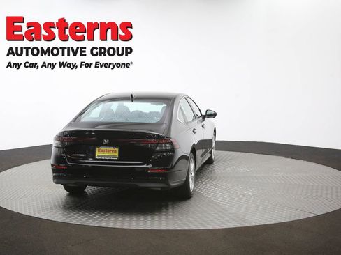 Used 2025 Honda Accord LX image 39