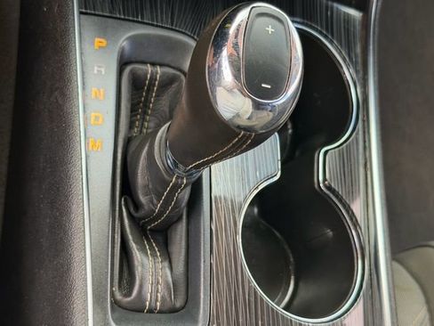 Used 2016 Chevrolet Impala LT FWD image 22
