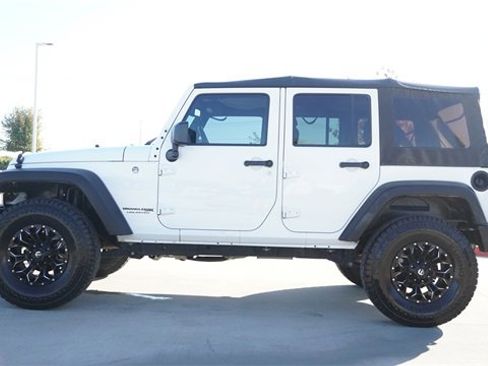 Used 2018 Jeep Wrangler Unlimited Sport S image 6