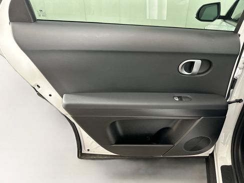 Used 2024 Hyundai Ioniq 5 SE image 26