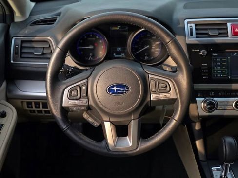 Used 2017 Subaru Legacy 2.5i Premium image 12