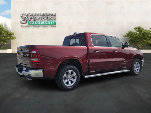 Used 2022 RAM 1500 Laramie AWD/4WD image 5