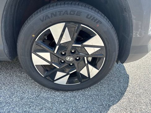 Used 2024 Hyundai Kona SEL AWD/4WD image 12