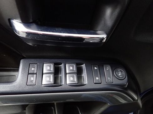 Used 2017 Chevrolet Silverado 2500 LT AWD/4WD image 21