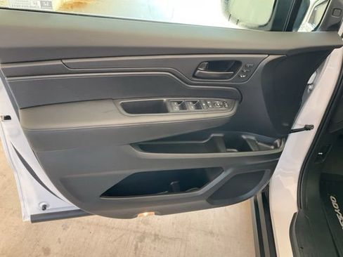 New 2026 Honda Odyssey EX-L image 5
