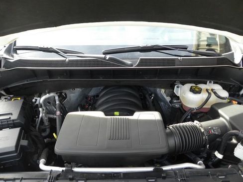 Used 2022 Chevrolet Silverado 1500 High Country w/ Technology Package image 21