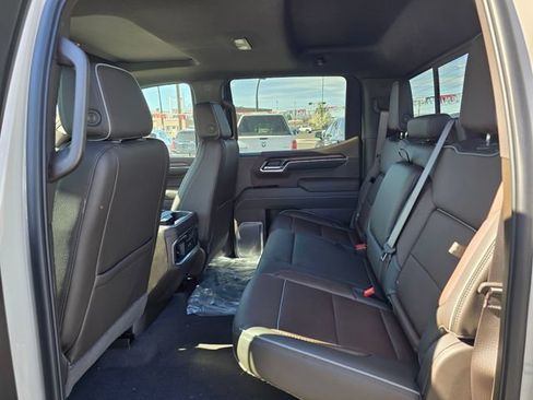 New 2026 GMC Sierra 1500 Denali w/ Denali Reserve Package AWD/4WD image 16