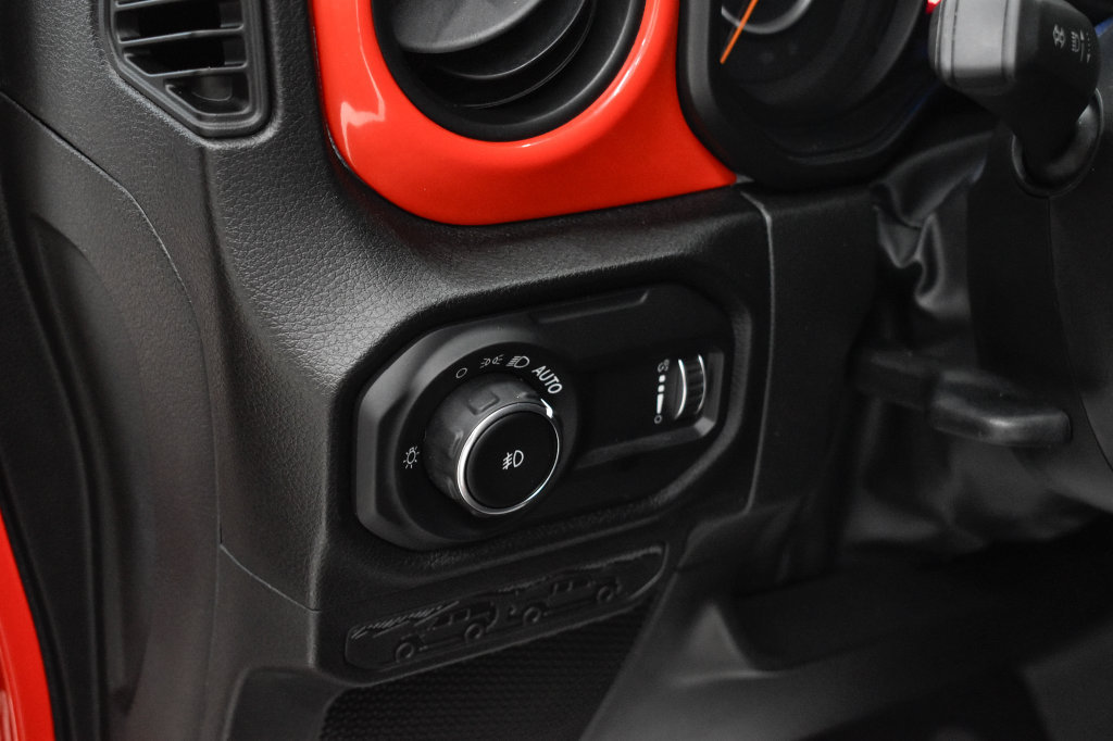 Used 2024 Jeep Wrangler Sport AWD/4WD image 21