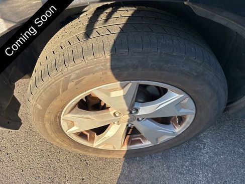 Used 2015 Subaru Forester 2.5i w/ Alloy Wheel Package AWD/4WD image 19