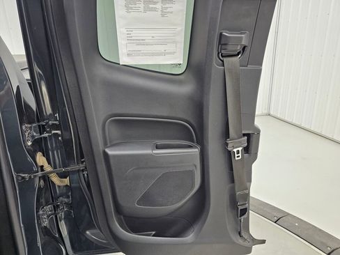 Used 2018 Chevrolet Colorado W/T image 22