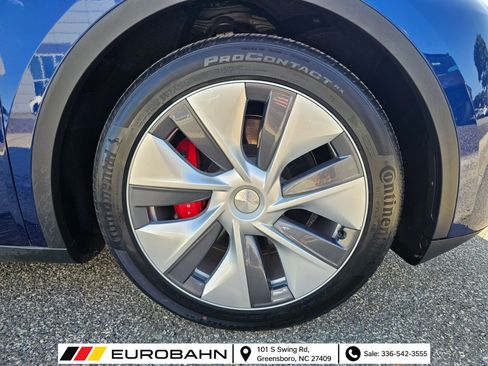 Used 2024 Tesla Model Y Performance AWD/4WD image 28
