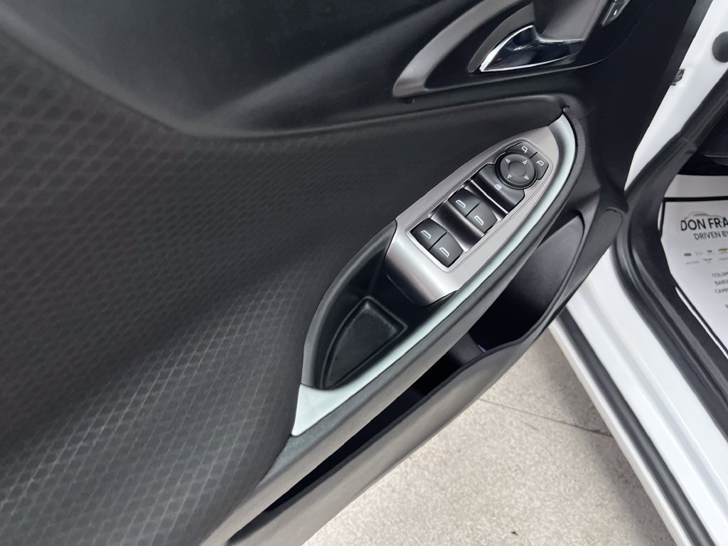 Used 2024 Chevrolet Malibu LS FWD image 10