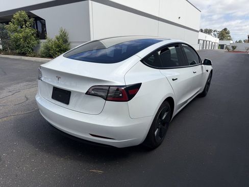 Used 2023 Tesla Model 3 Standard Range RWD image 3