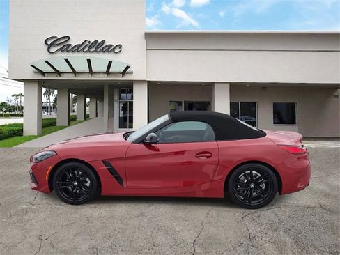 Used 2024 BMW Z4 sDrive30i w/ Premium Package image 2