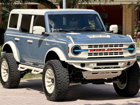 Used 2025 Ford Bronco Outer Banks AWD/4WD image 40
