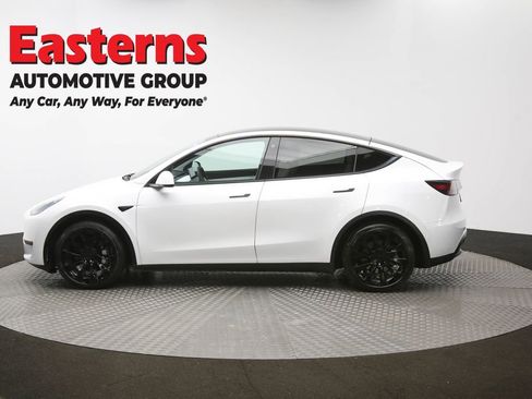 Used 2021 Tesla Model Y Long Range image 57