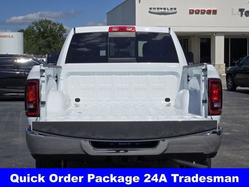 New 2025 RAM 2500 Tradesman AWD/4WD image 11
