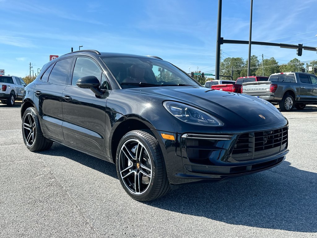 Used 2020 Porsche Macan Turbo AWD/4WD image 2