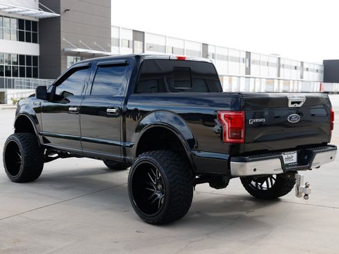 Used 2017 Ford F150 Lariat w/ Equipment Group 501A Mid image 10