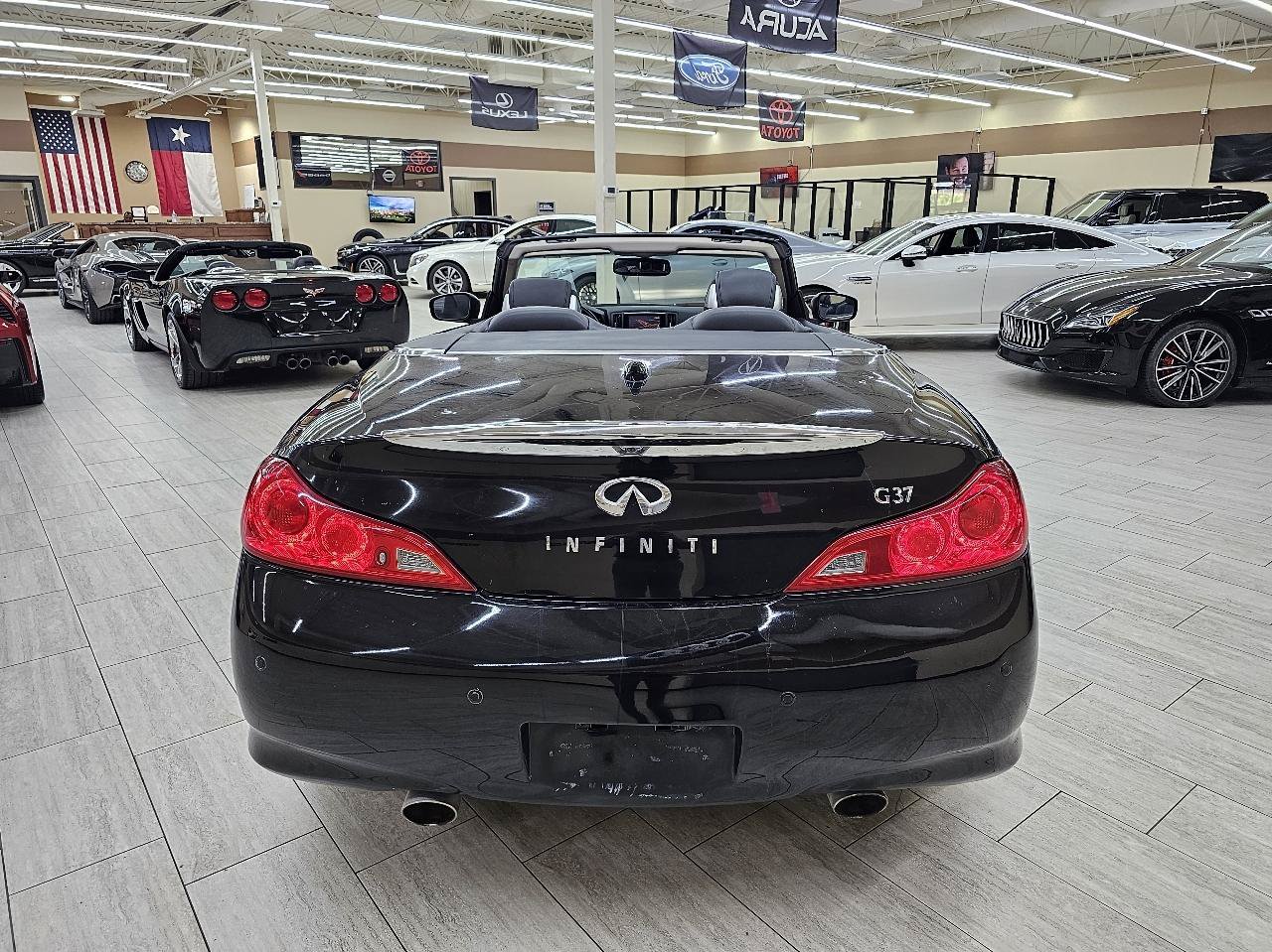 Used 2013 INFINITI G37 Convertible w/ Premium Pkg RWD image 8