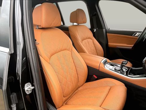 Used 2023 BMW X5 sDrive40i w/ Luxury Seating Package RWD image 8