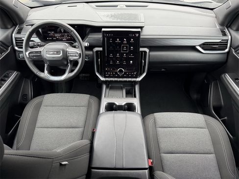 Used 2025 GMC Acadia Elevation image 14