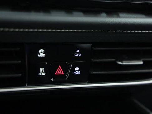 New 2026 Volkswagen Atlas SE FWD image 21