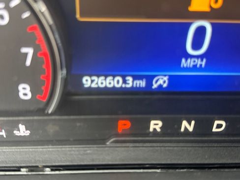 Used 2021 Ford Explorer XLT image 23