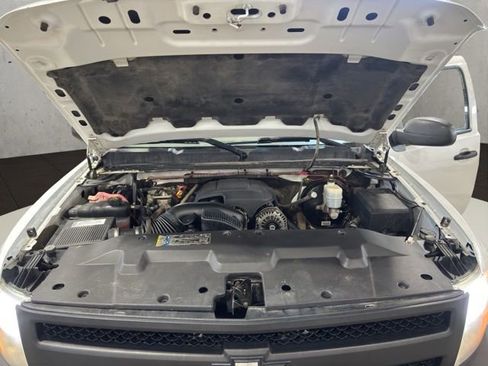 Used 2008 Chevrolet Silverado 1500 W/T AWD/4WD image 29