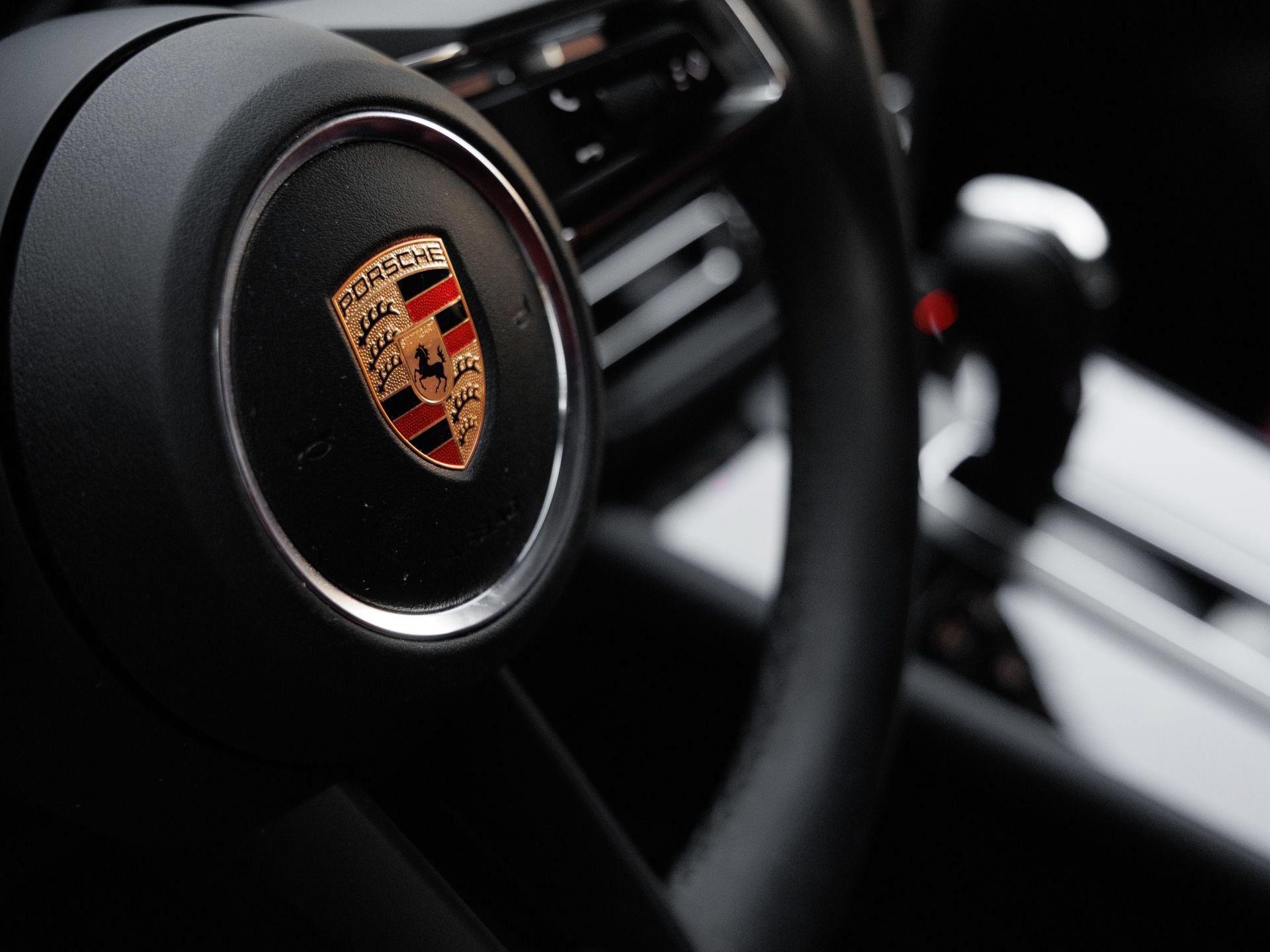Certified 2026 Porsche Macan AWD/4WD image 19