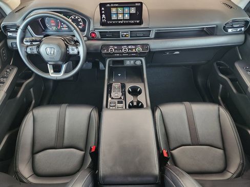 Certified 2025 Honda Pilot EX-L image 24