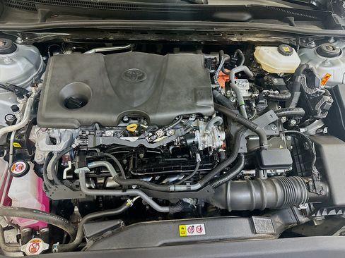 Used 2025 Toyota Camry LE FWD image 34
