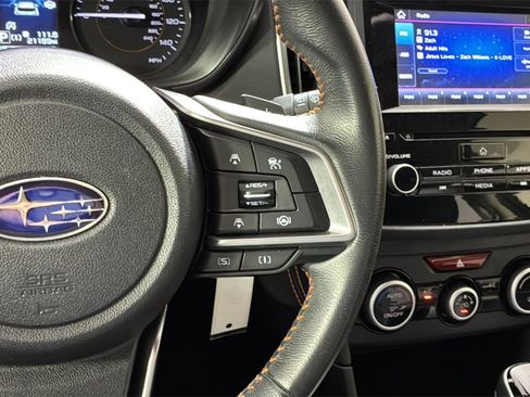 Used 2023 Subaru Crosstrek 2.0i Premium image 12