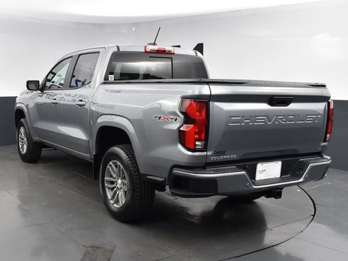 Used 2024 Chevrolet Colorado LT w/ LT Convenience Package III AWD/4WD image 4