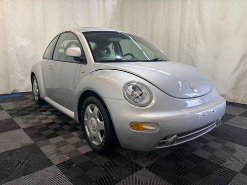 Used 2000 Volkswagen Beetle GLS FWD image 3