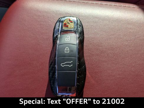 Used 2022 Porsche Macan S image 38