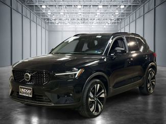 Used 2024 Volvo XC40 B5 Plus w/ Climate Package AWD/4WD video 1