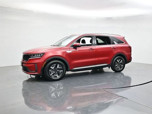 Used 2021 Kia Sorento S FWD image 5