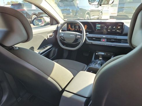 New 2026 Kia K4 LXS image 13