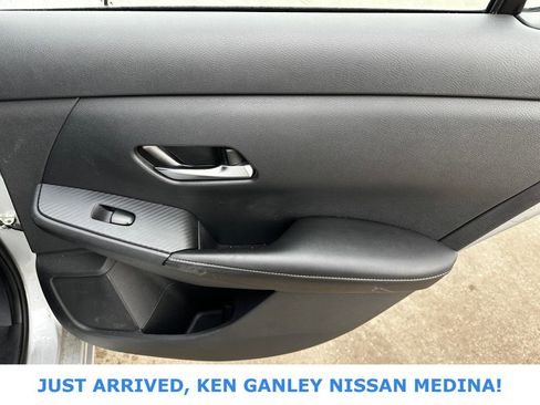 Used 2023 Nissan Sentra SV image 19