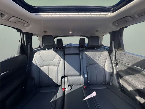 Used 2023 INFINITI QX60 Luxe AWD/4WD image 9