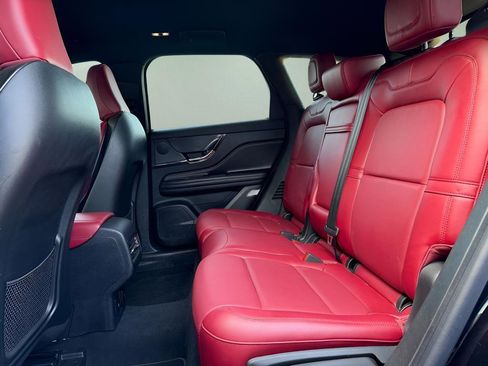 Used 2023 Lincoln Corsair Reserve image 11