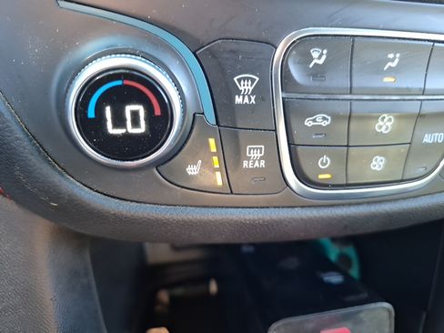 Used 2022 Chevrolet Equinox RS FWD image 13