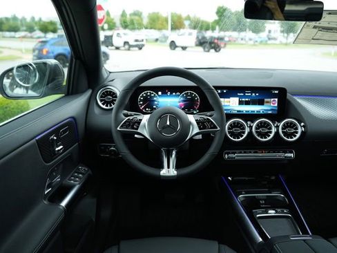 Used 2026 Mercedes-Benz GLA 250 4MATIC image 22